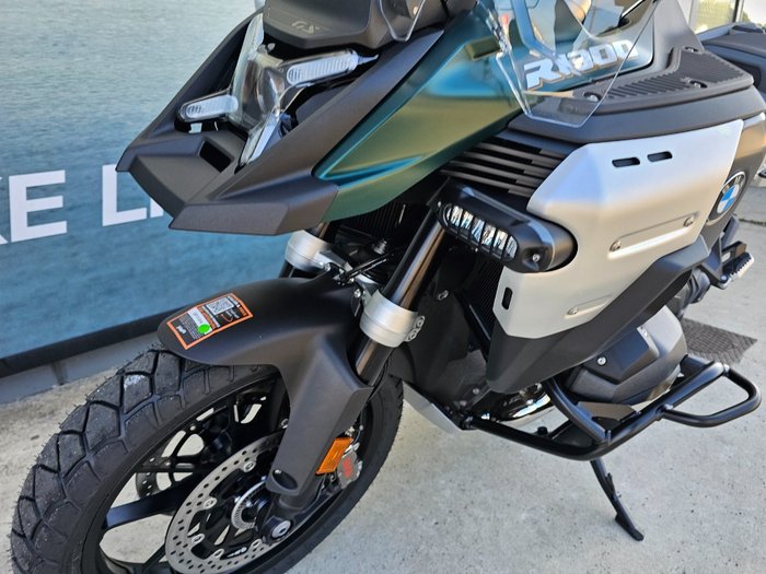 2025 BMW Motorrad R 1300 GS ADVENTURE OPTION 719 Green