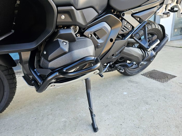 2025 BMW Motorrad R 1300 GS ADVENTURE OPTION 719 Green