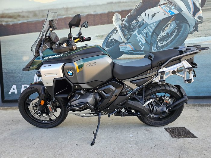 2025 BMW Motorrad R 1300 GS ADVENTURE OPTION 719 Green