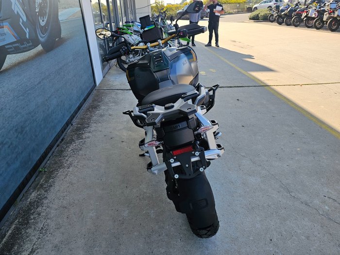 2025 BMW Motorrad R 1300 GS ADVENTURE OPTION 719 Green