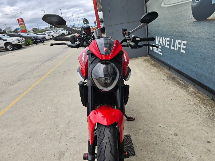 2022 DUCATI MONSTER Red