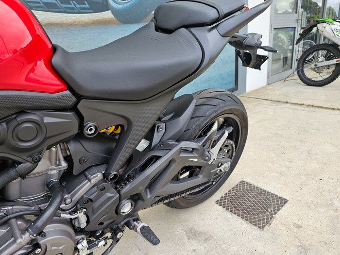 2022 DUCATI MONSTER Red