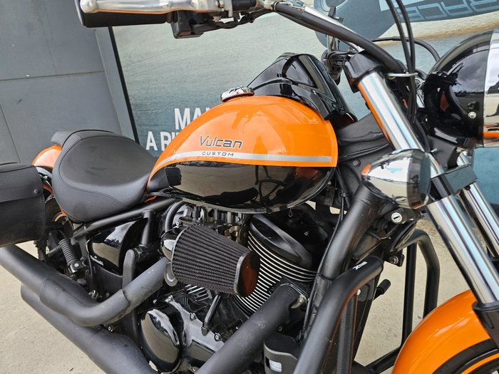 2022 Kawasaki VULCAN 900 (VN900) CLASSIC Orange