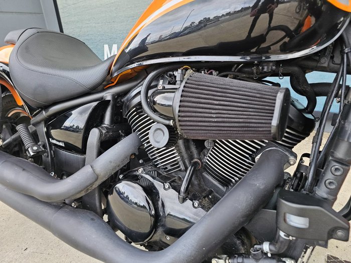 2022 Kawasaki VULCAN 900 (VN900) CLASSIC Orange