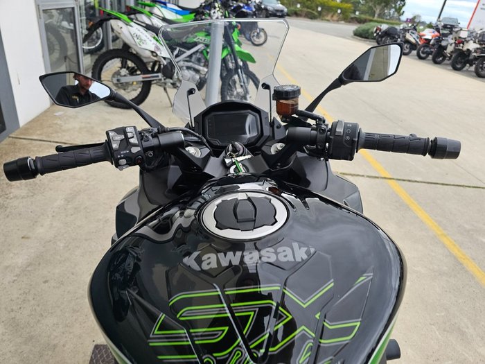 2021 Kawasaki NINJA 1000SX Black
