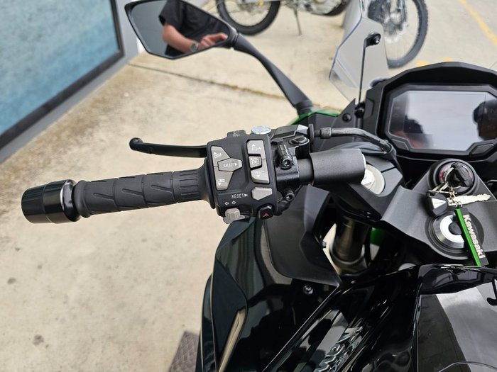 2021 Kawasaki NINJA 1000SX Black
