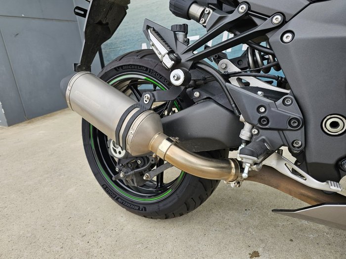 2021 Kawasaki NINJA 1000SX Black