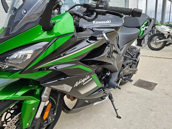 2021 Kawasaki NINJA 1000SX Black