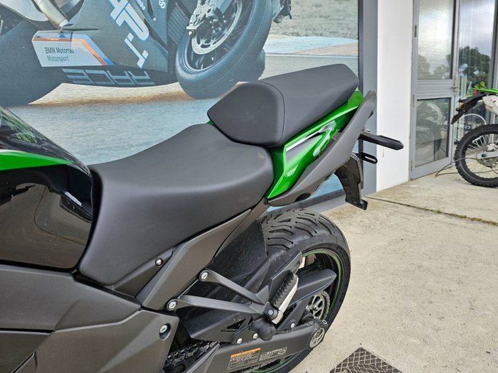 2021 Kawasaki NINJA 1000SX Black