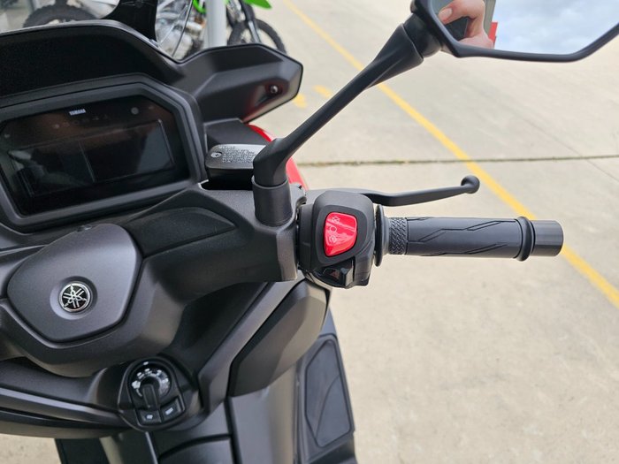 2025 Yamaha XMAX 300 (CZD300A) Orange
