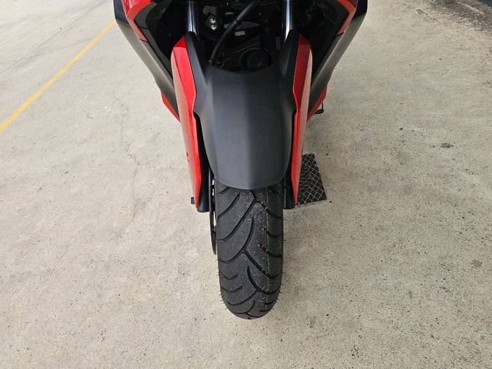 2025 Yamaha XMAX 300 (CZD300A) Orange