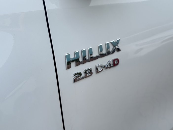 2020 Toyota Hilux SR