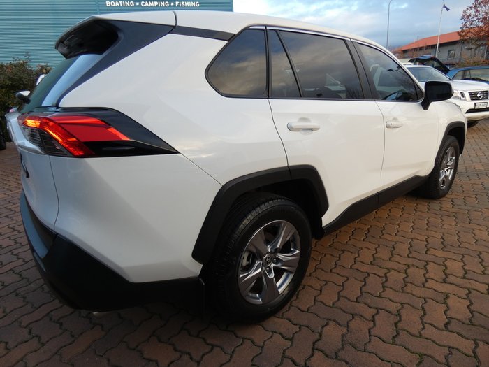 2022 Toyota RAV4 GX