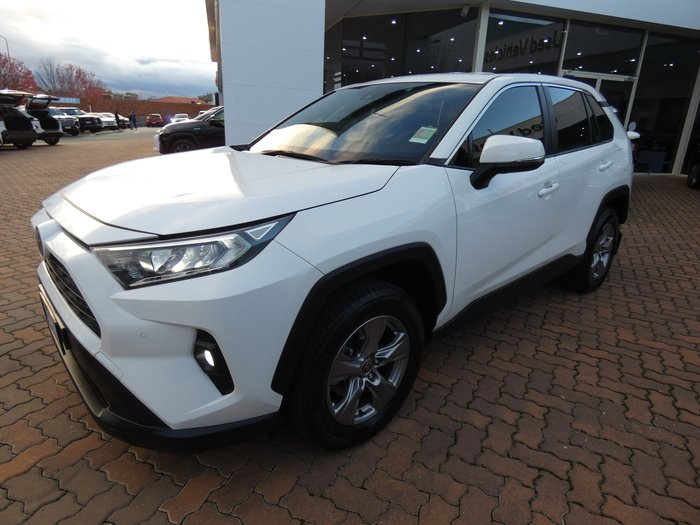 2022 Toyota RAV4 GX