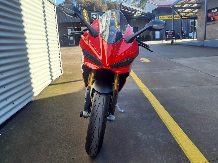 2026 Ducati Panigale V2 S Panigale Red