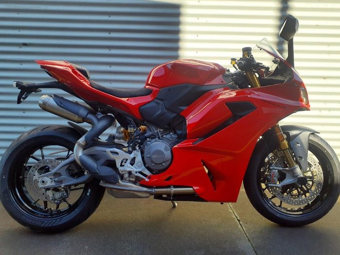 2026 Ducati Panigale V2 S Panigale Red