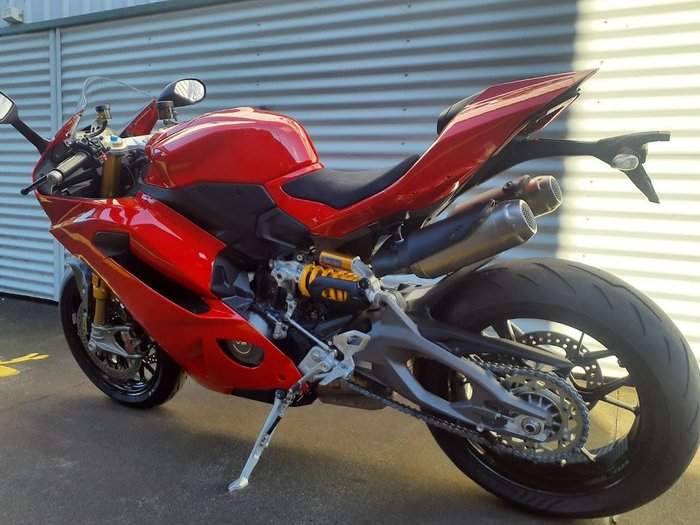2026 Ducati Panigale V2 S Panigale Red