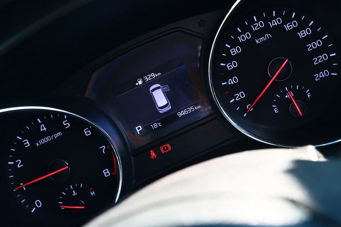 2020 Kia Carnival S