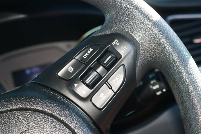 2020 Kia Carnival S