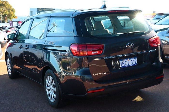 2020 Kia Carnival S