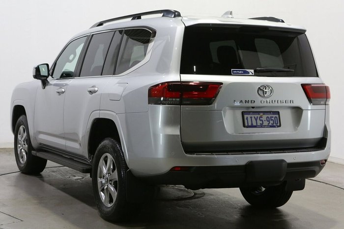 2026 Toyota Landcruiser VX