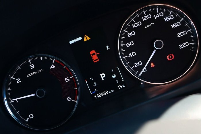 2016 Mitsubishi Pajero Sport GLS