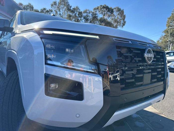 2026 Nissan Navara ST-X