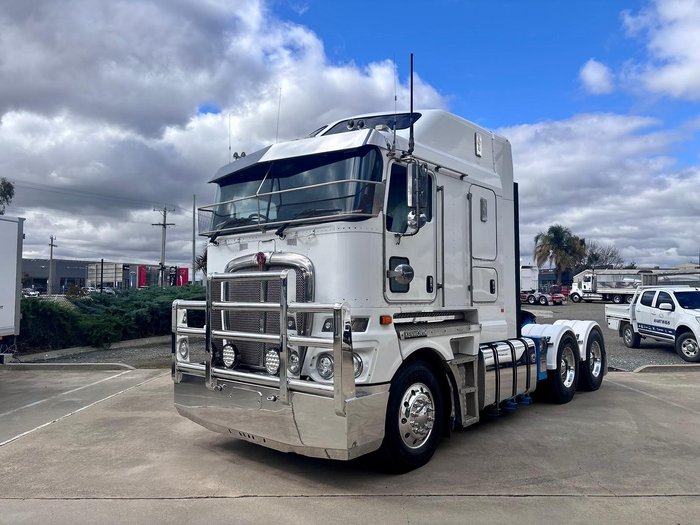 2018 Kenworth K200 White
