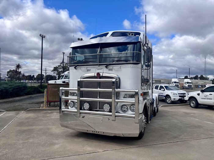 2018 Kenworth K200 White