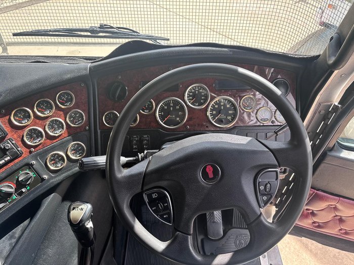 2018 Kenworth K200 White