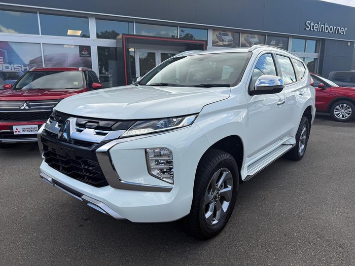 2024 Mitsubishi Pajero Sport GLX