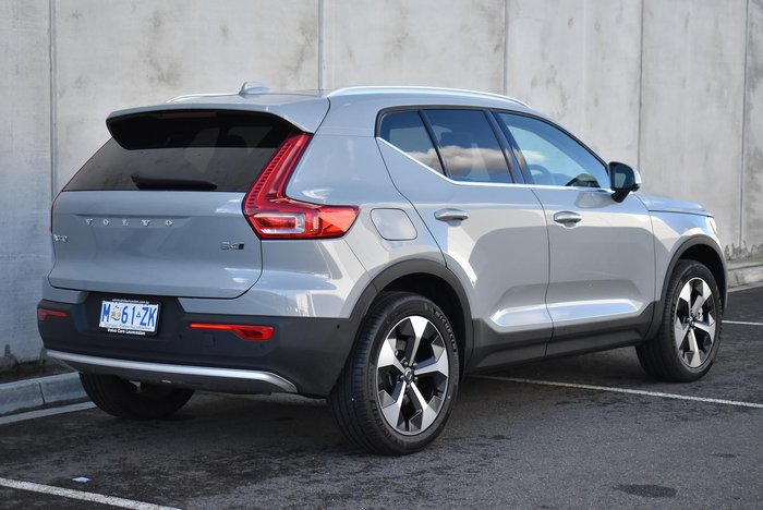 2026 Volvo XC40 Ultra B4 Bright