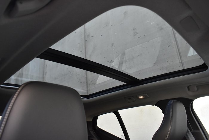 2026 Volvo XC40 Ultra B4 Bright