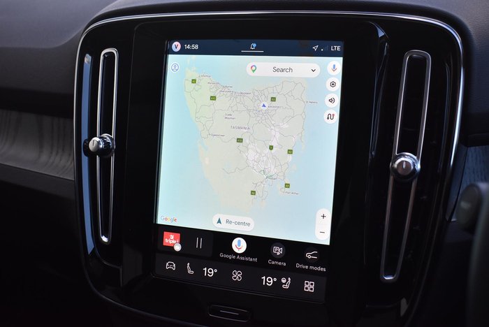 2026 Volvo XC40 Ultra B4 Bright