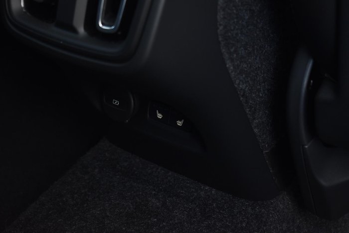 2026 Volvo XC40 Ultra B4 Bright