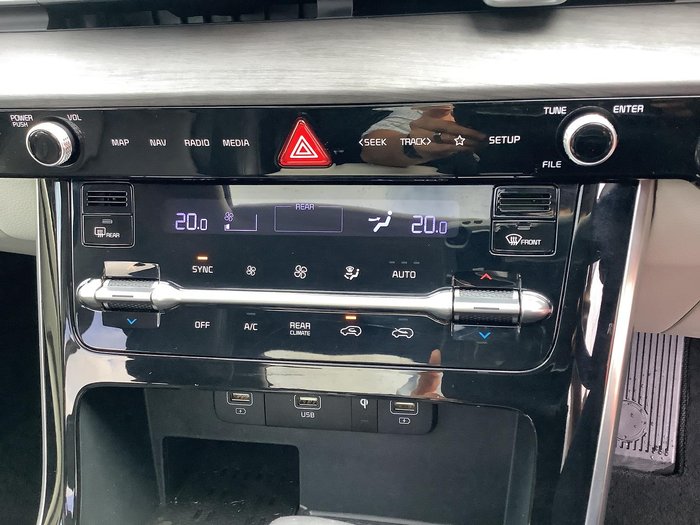 2023 Kia Carnival Special Edition
