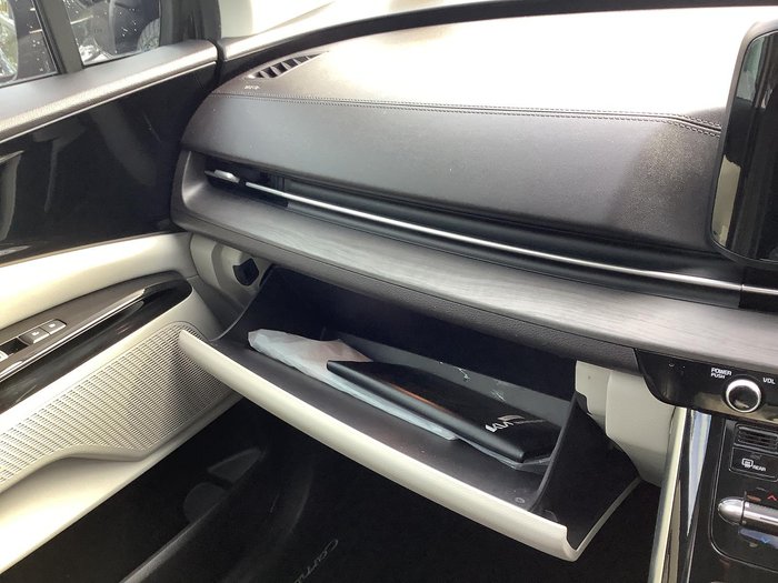 2023 Kia Carnival Special Edition