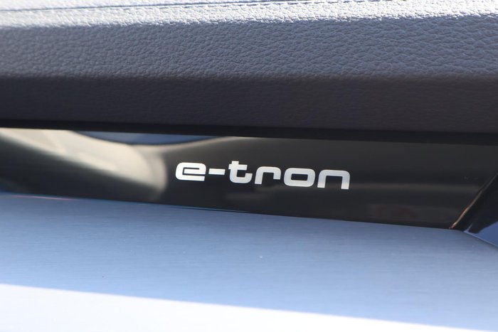 2020 Audi e-tron 55