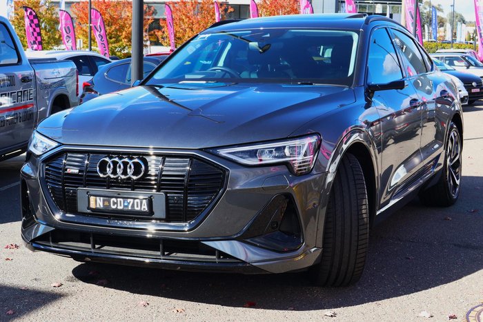 2020 Audi e-tron 55