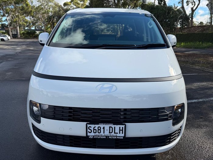 2026 Hyundai STARIA LOAD