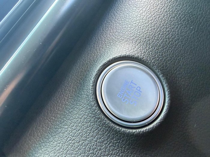 2026 Hyundai STARIA LOAD