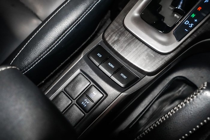 2020 Toyota Fortuner Crusade