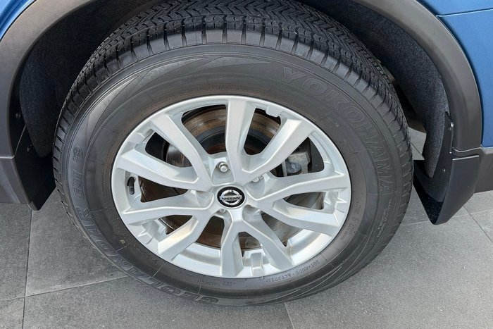 2022 Nissan X-TRAIL ST