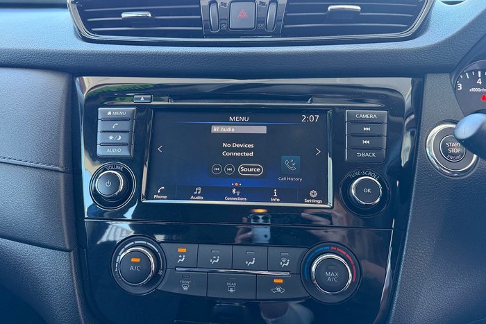2022 Nissan X-TRAIL ST