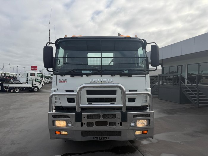 2010 Isuzu Giga