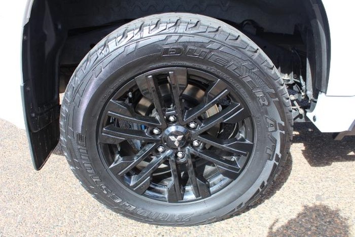2022 Mitsubishi Pajero Sport GSR