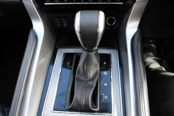 2022 Mitsubishi Pajero Sport GSR