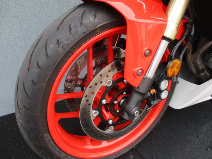 2024 Yamaha XSR900GP (MTM890ASP) RED/WHITE