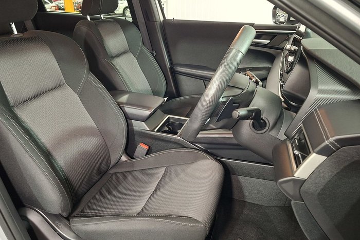 2025 Mitsubishi Outlander PHEV ES