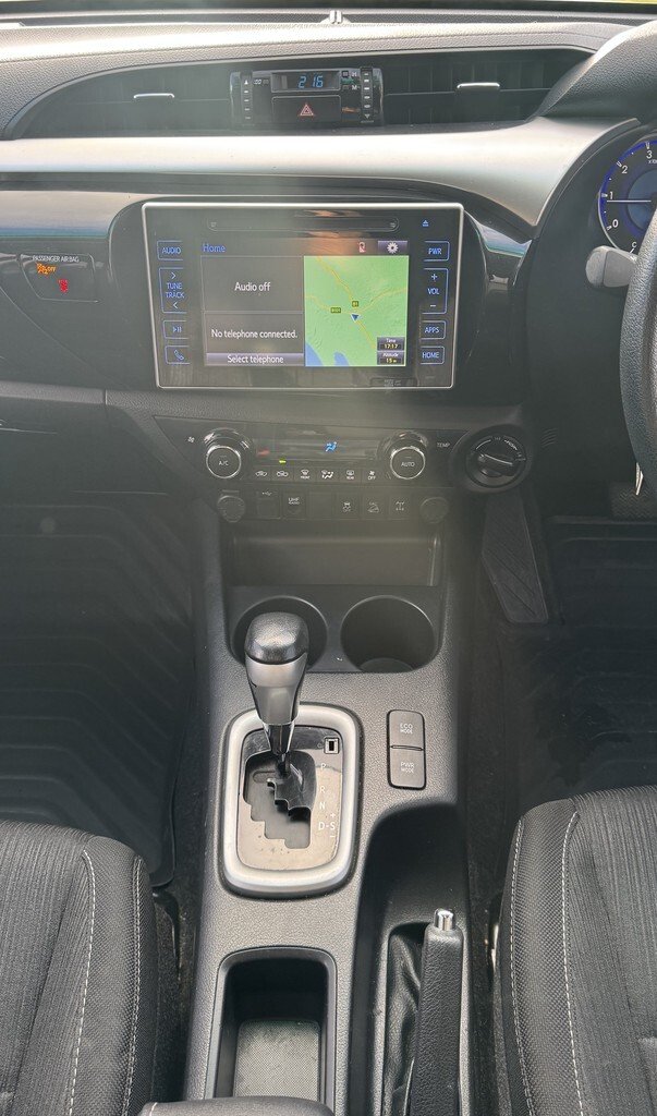 2019 Toyota Hilux SR5